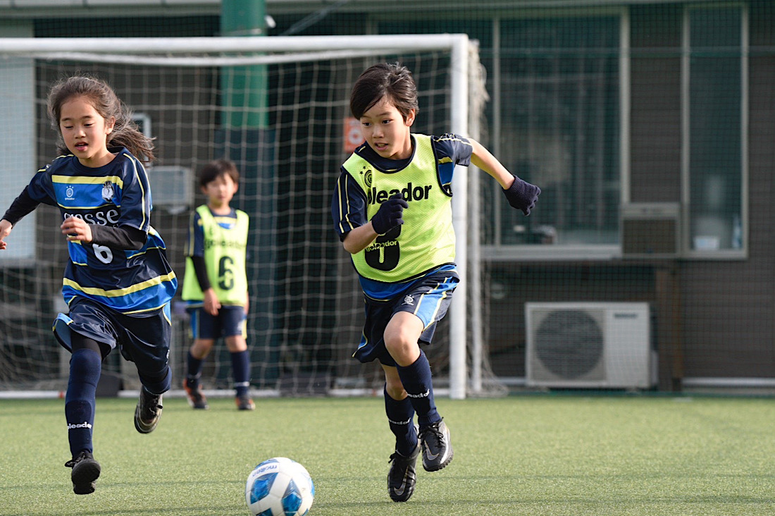 埼玉県鶴ヶ島市を中心に活動するクラッセフットボールスクール